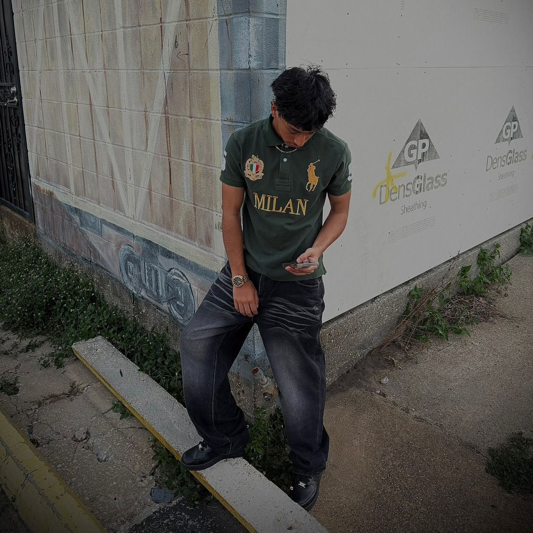 Carlos R.